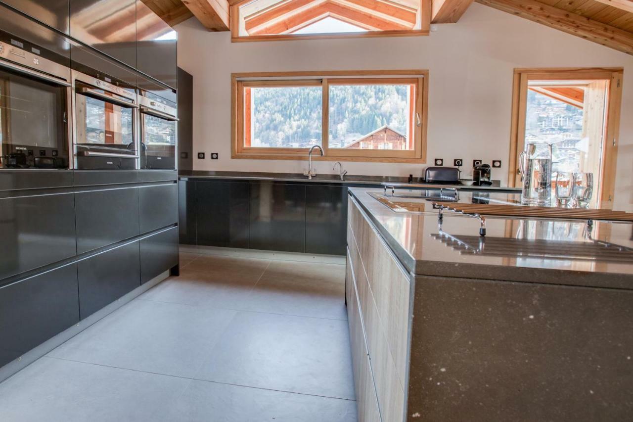 Les Roches Noires Villa Morzine Exteriör bild